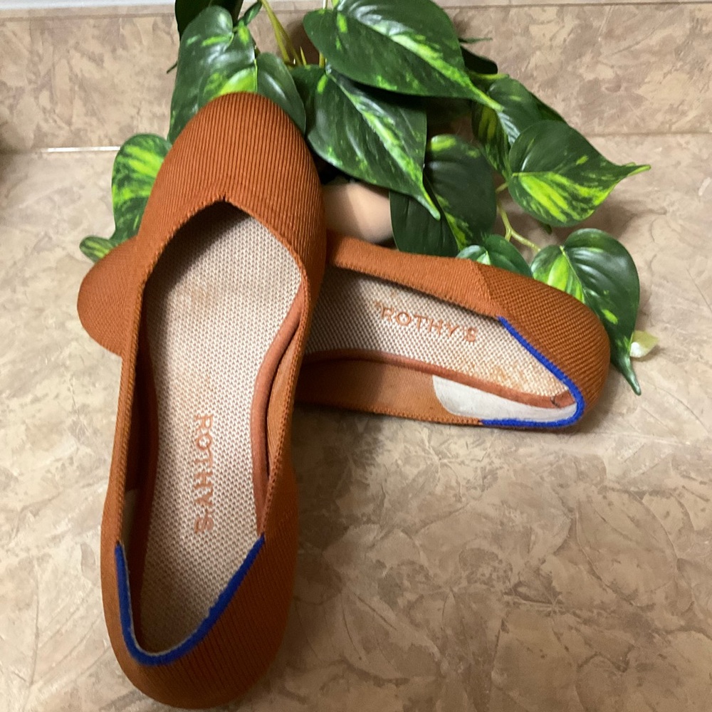 Rothy's Women's Tan and Blue Flats